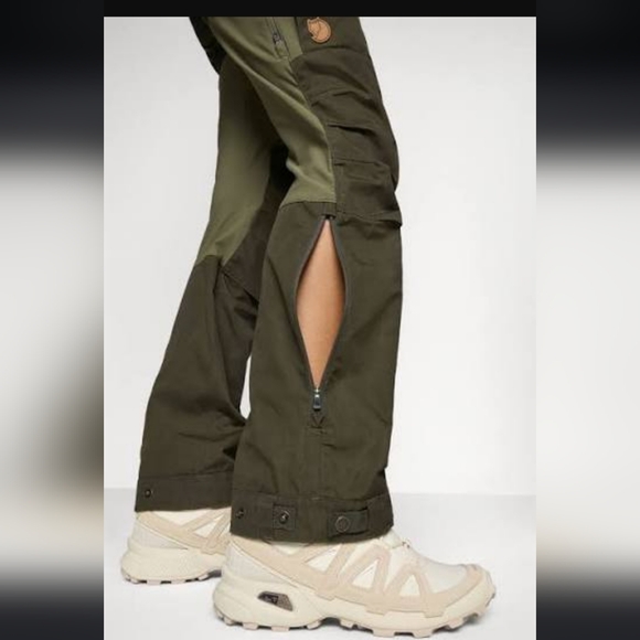 Fjallraven Pants - Fjallraven Olive Green Outdoor Pants